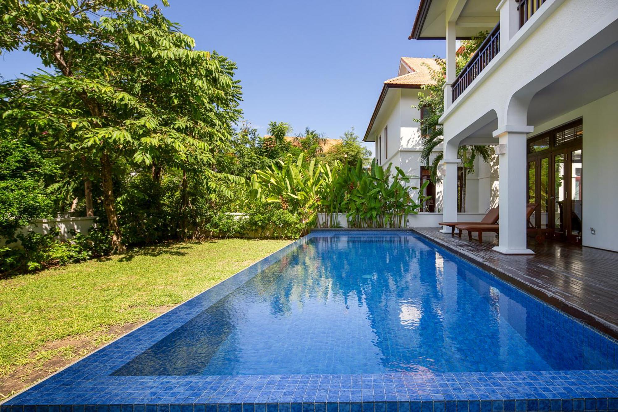 Tropical Pool Дананг